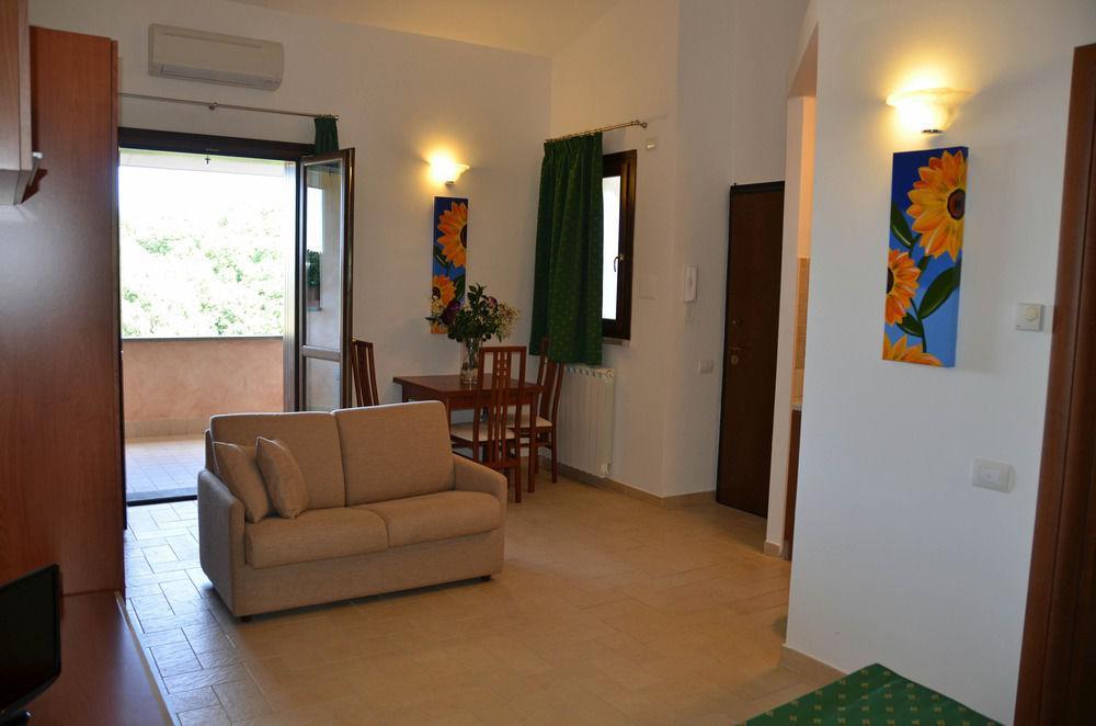 Aparthotel Il Casaletto Dei Ludi Aranova Exterior foto
