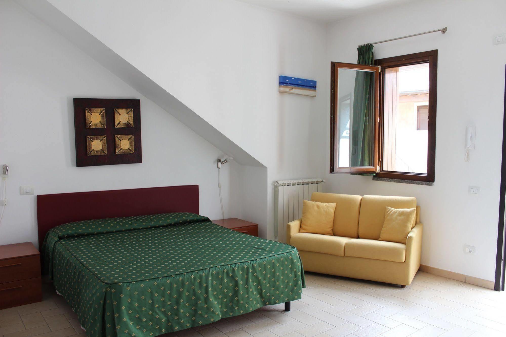 Aparthotel Il Casaletto Dei Ludi Aranova Exterior foto